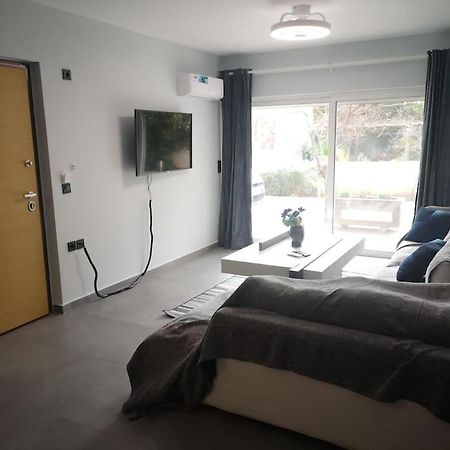 Ground Floor Apt. With Garden, Timfristou 86 Chalandri Atenas Exterior foto